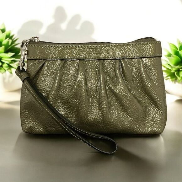 Coach Patent Leather Wristlet Olive Green - Picture 1 of 10